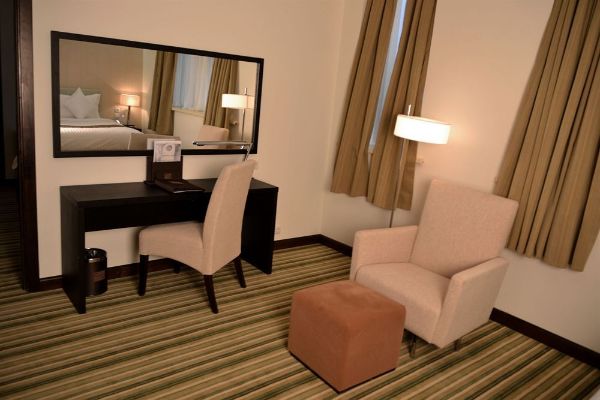 Canvas Hotel Shymkent (Szymkent)